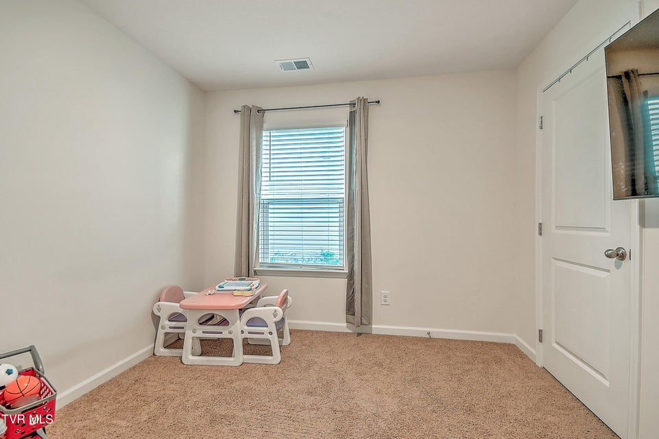 Photo #16: 1413 Gress Mag Mountain