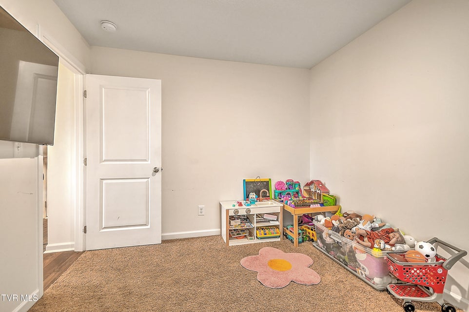 Photo #17: 1413 Gress Mag Mountain