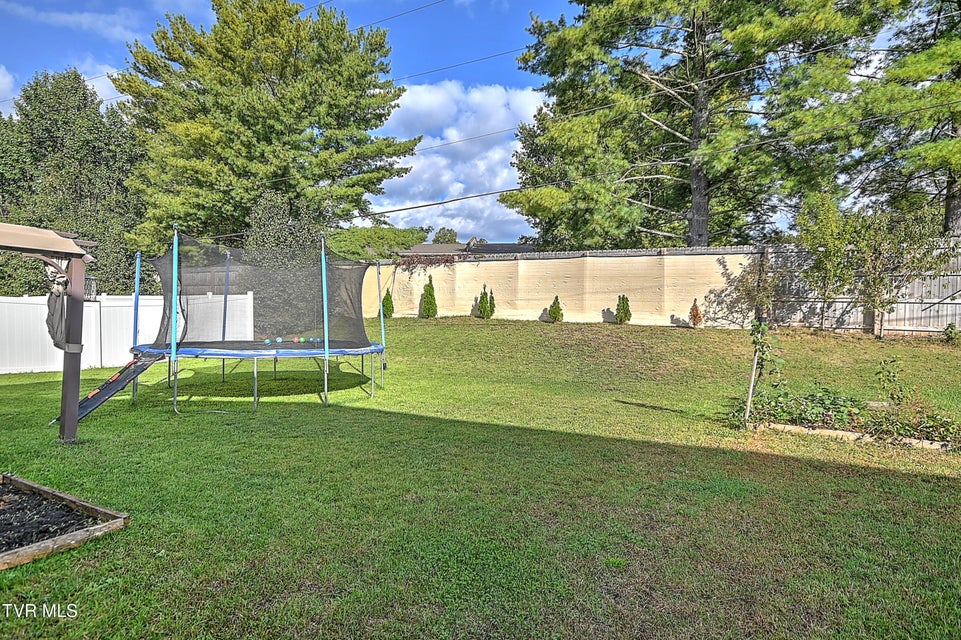 Photo #38: 1413 Gress Mag Mountain