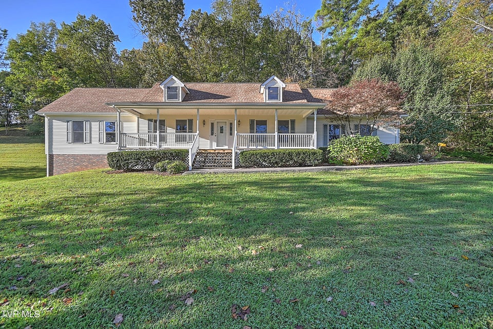 Photo #51: 410 Lakeridge Street