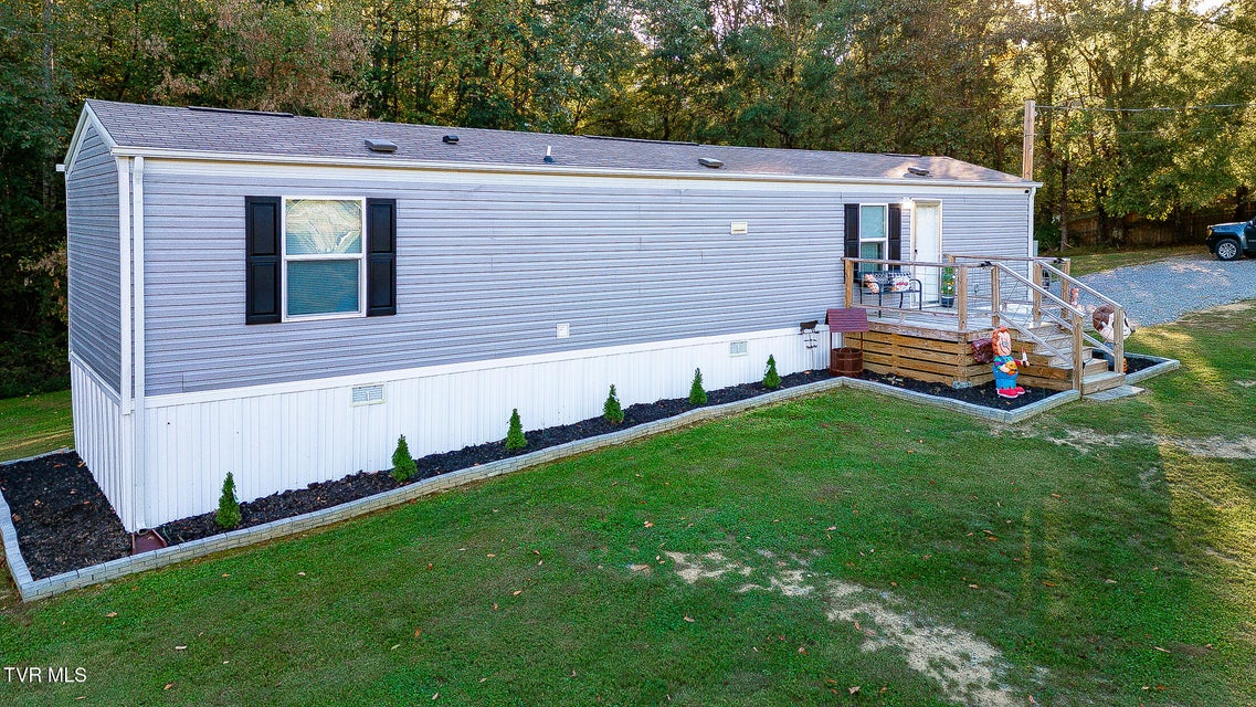 Photo #2: 2939 Yuma Road