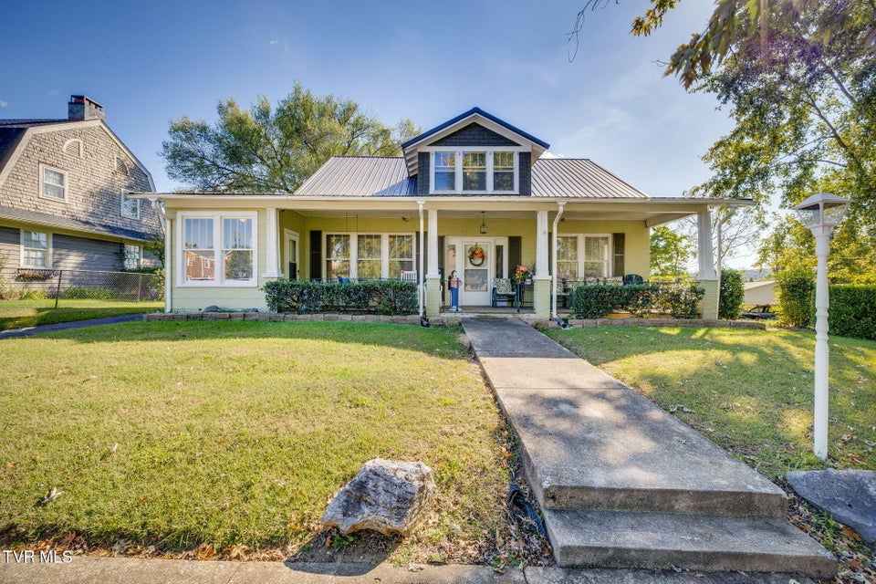 Photo #7: 813 Watauga Street