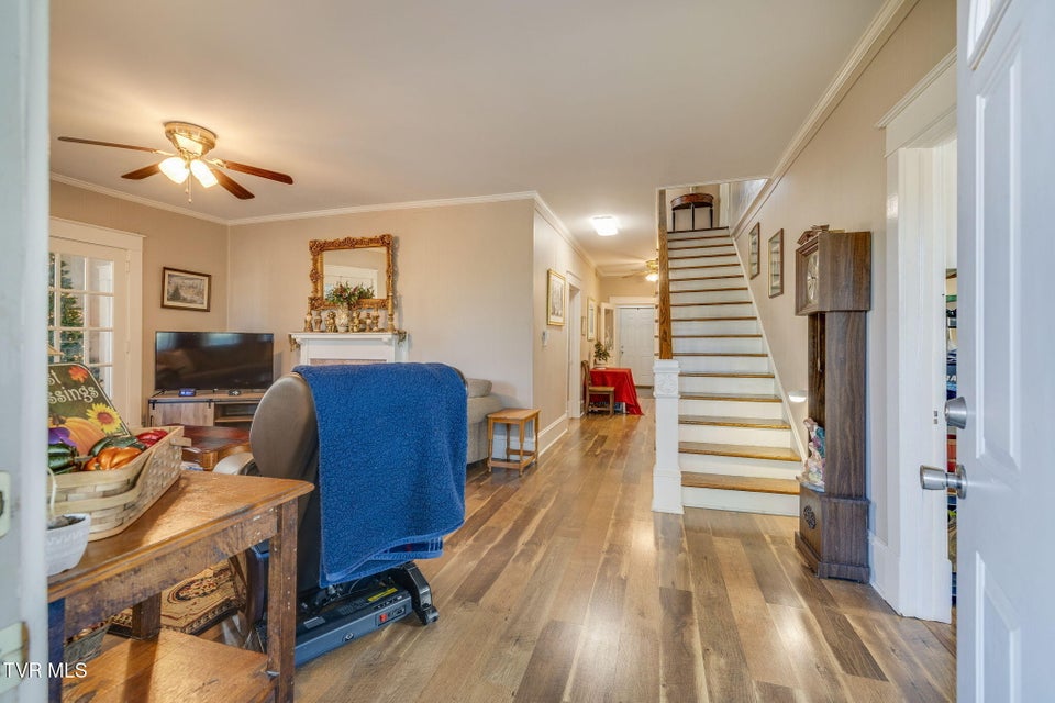 Photo #11: 813 Watauga Street