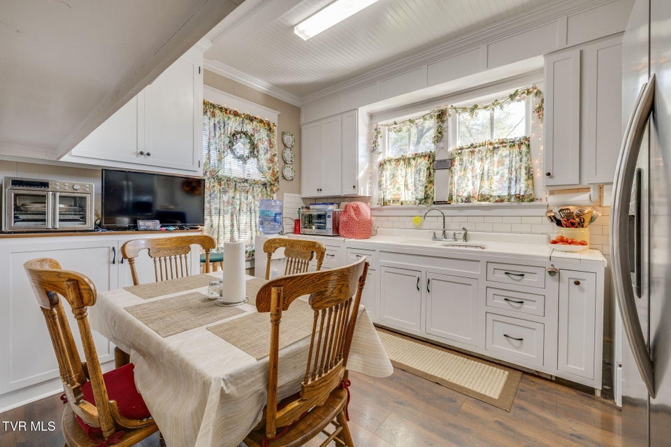 Photo #3: 813 Watauga Street