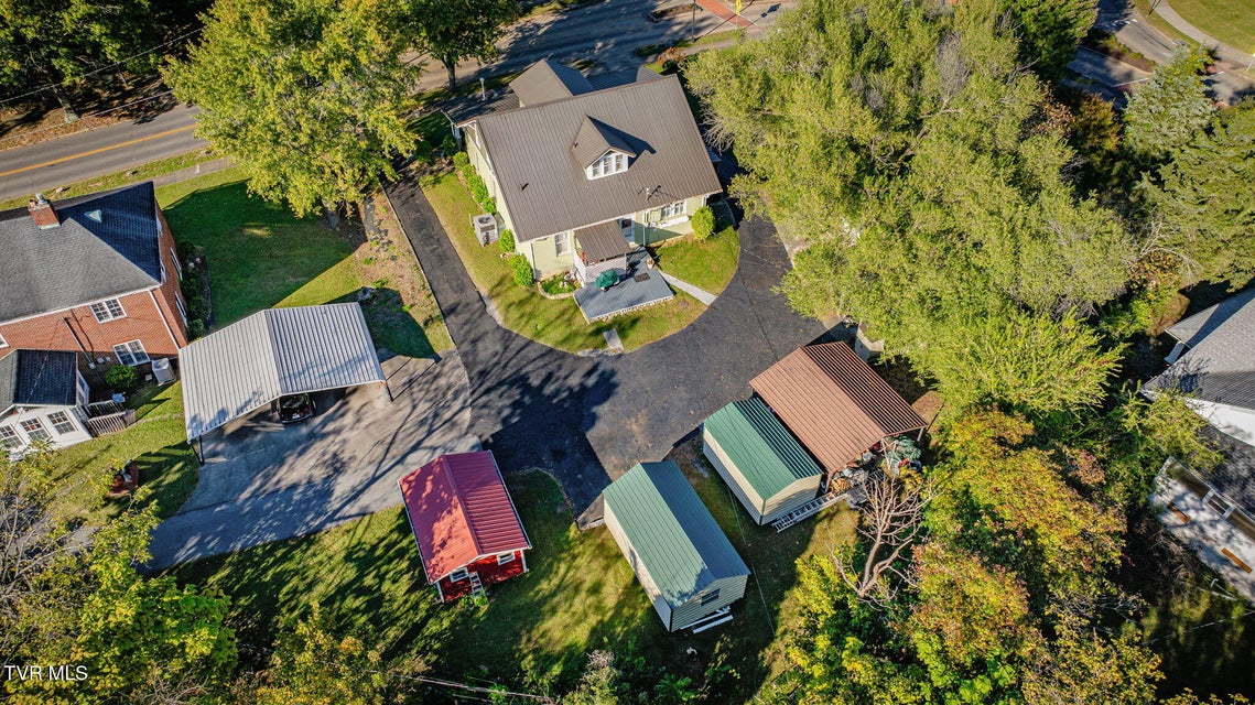 Photo #41: 813 Watauga Street