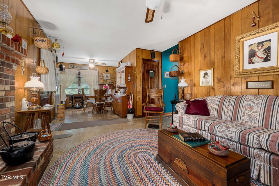 Photo #18: 1115 Huffine Road