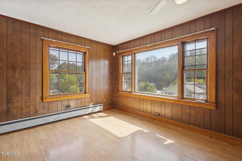 Photo #7: 279 Chapel Street