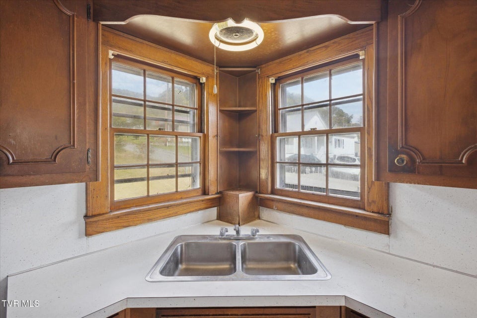 Photo #12: 279 Chapel Street