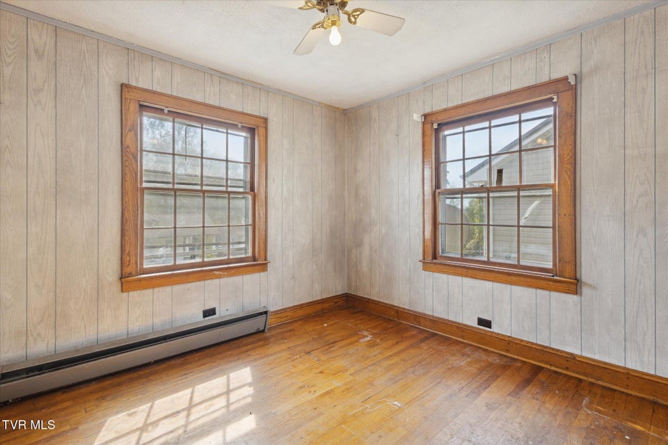 Photo #13: 279 Chapel Street