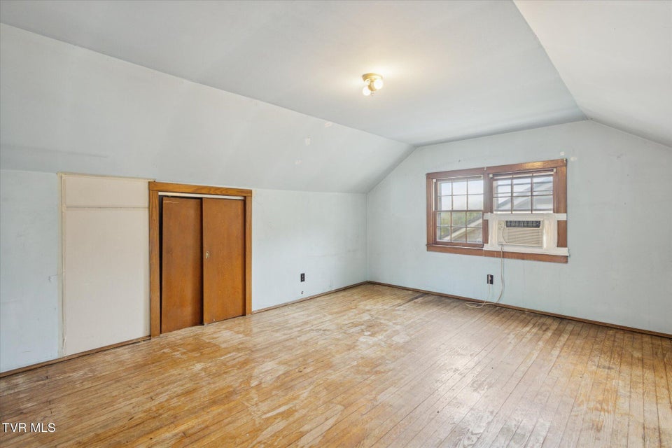 Photo #19: 279 Chapel Street