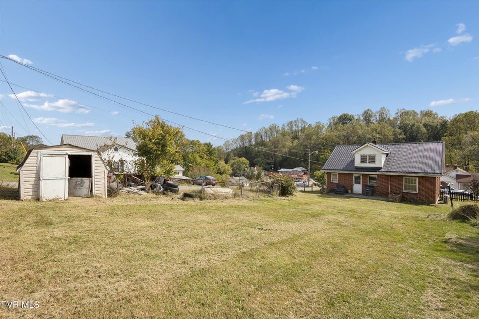 Photo #27: 279 Chapel Street