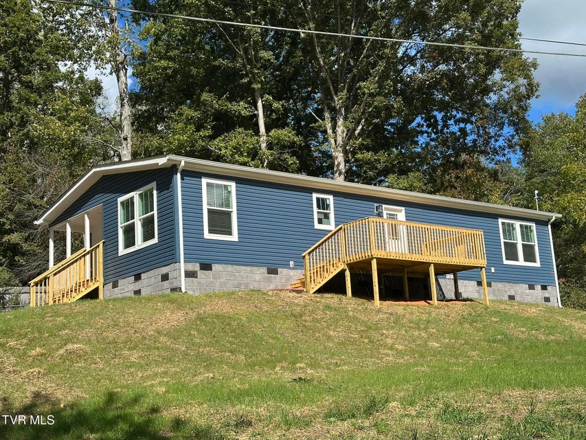 Photo #2: 6626 Collins Lane