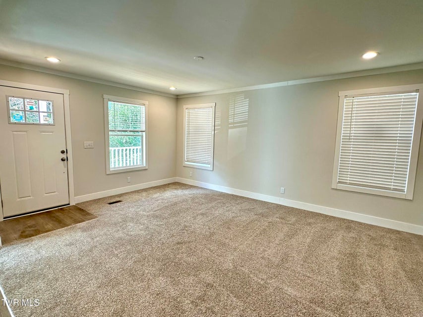 Photo #4: 6626 Collins Lane
