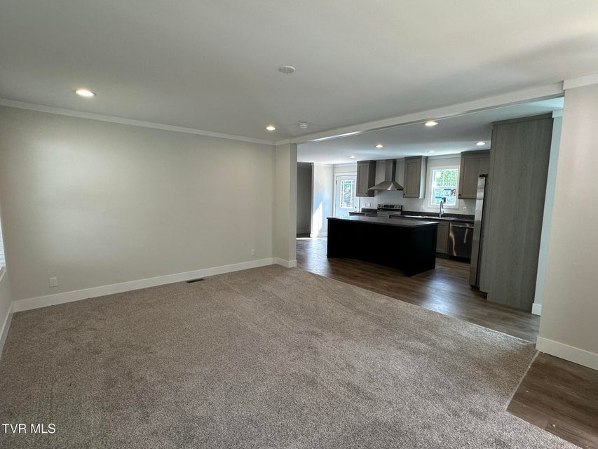 Photo #5: 6626 Collins Lane