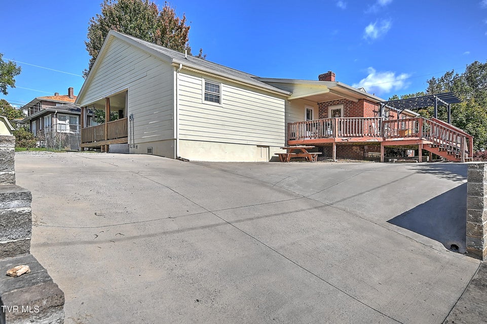 Photo #38: 700 Park Street