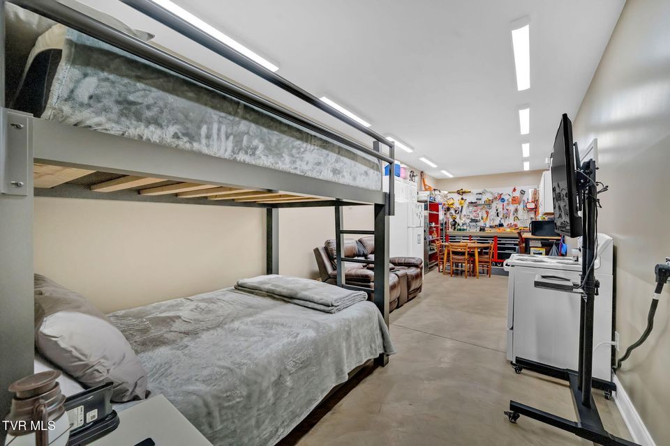 Photo #28: 384 Sugar Pine Lane