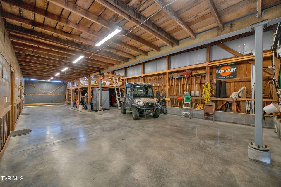 Photo #32: 384 Sugar Pine Lane