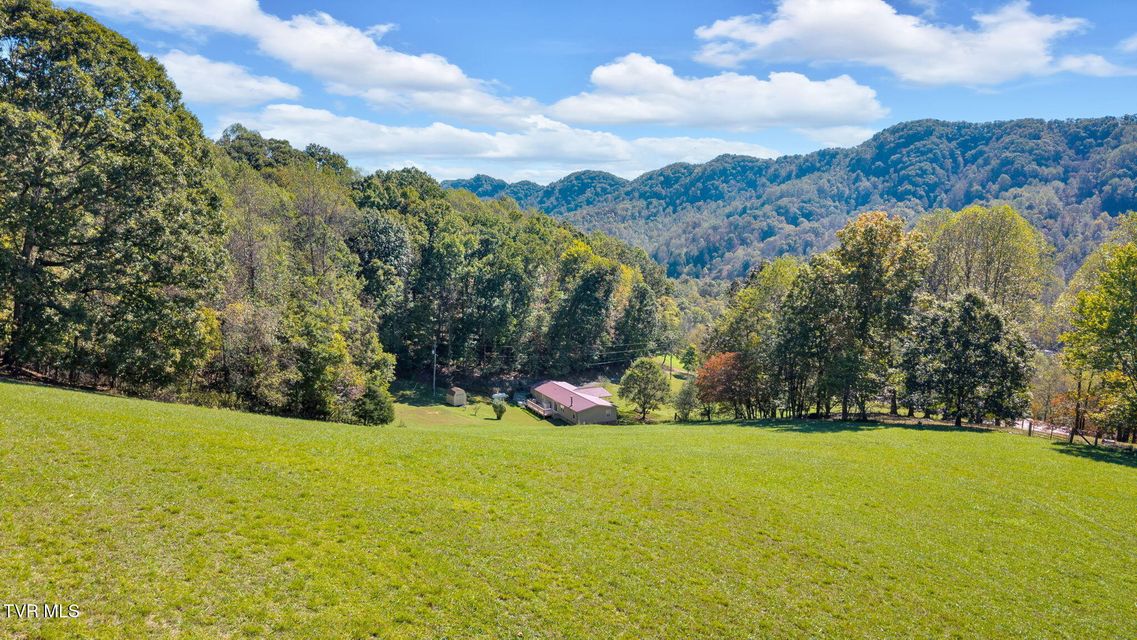 Photo #47: 384 Sugar Pine Lane