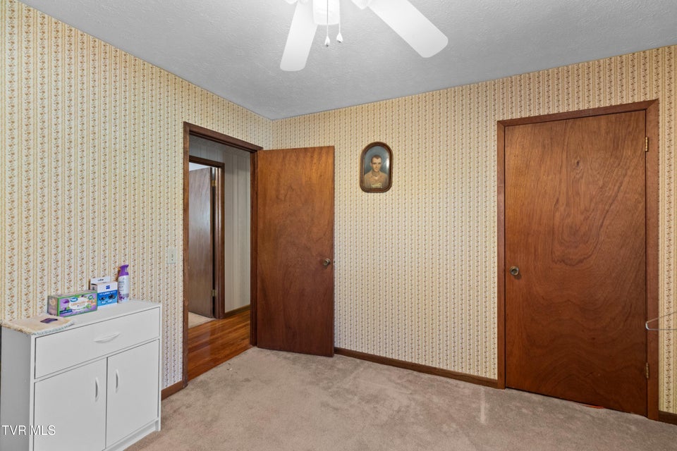 Photo #18: 4146 Leslie Drive