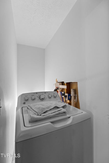 Photo #23: 4146 Leslie Drive