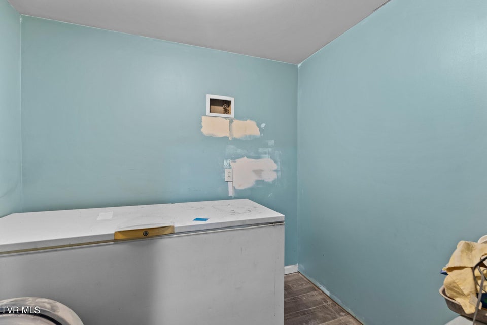 Photo #35: 4146 Leslie Drive