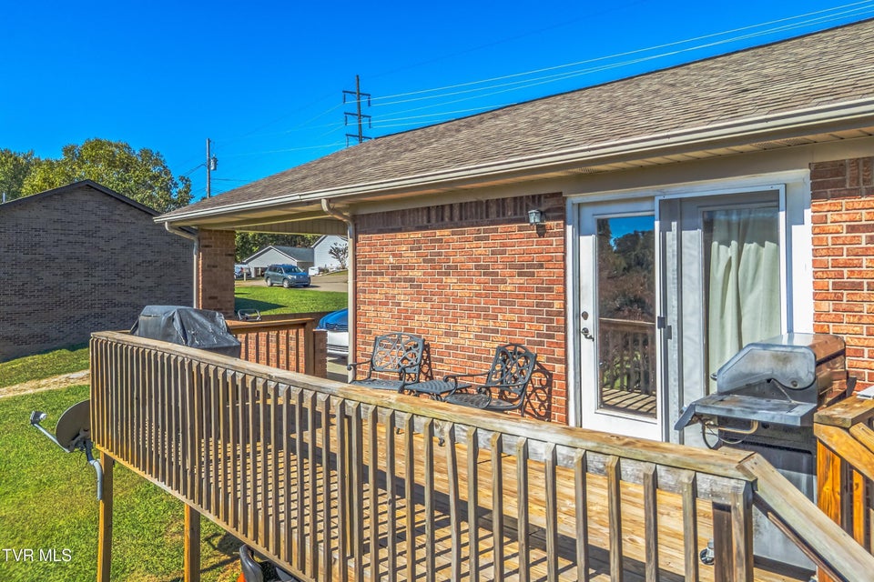 Photo #40: 4146 Leslie Drive