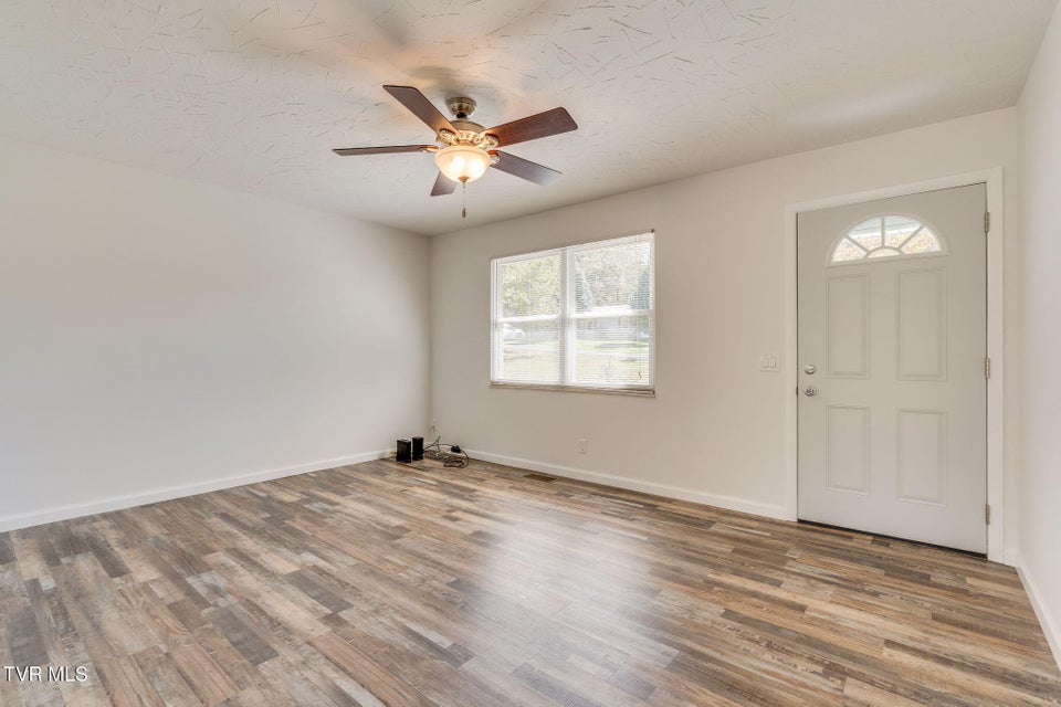 Photo #6: 111 Poplar Drive