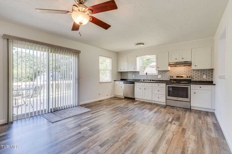 Photo #8: 111 Poplar Drive