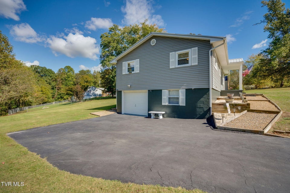 Photo #2: 111 Poplar Drive