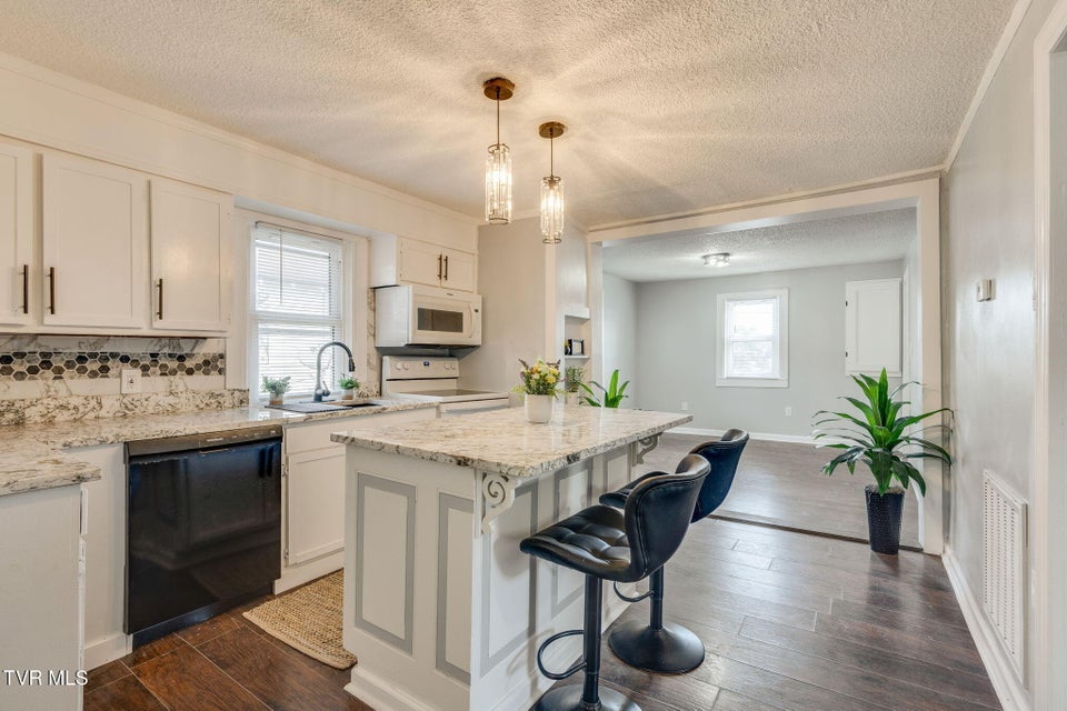 Photo #9: 1208 Riverside Avenue