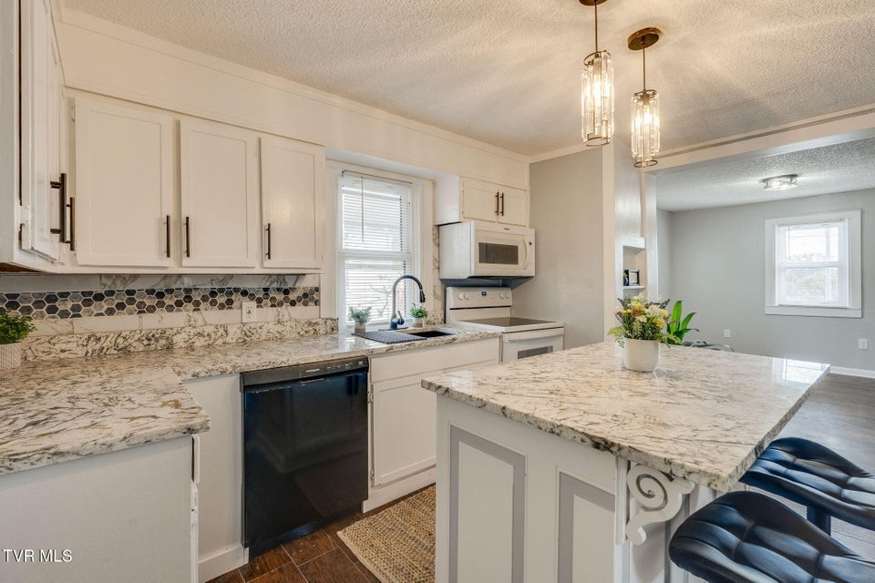 Photo #10: 1208 Riverside Avenue