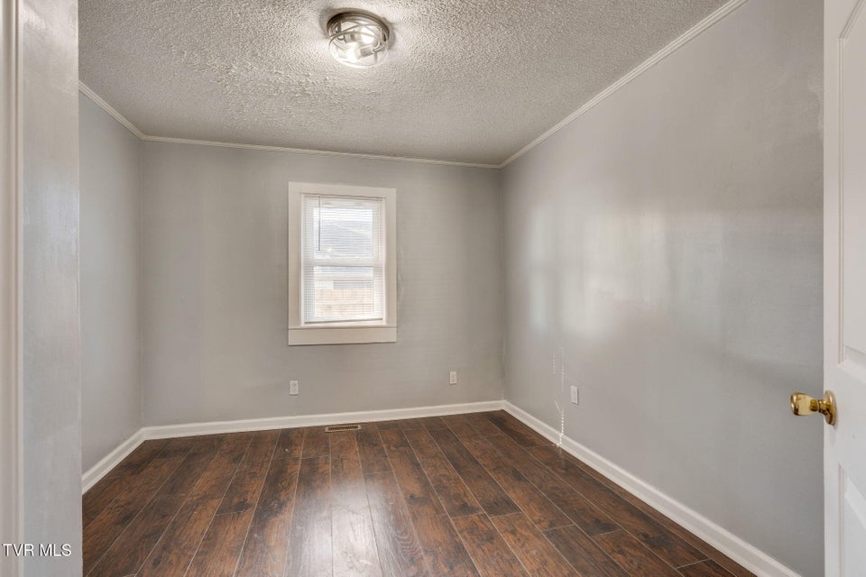 Photo #17: 1208 Riverside Avenue