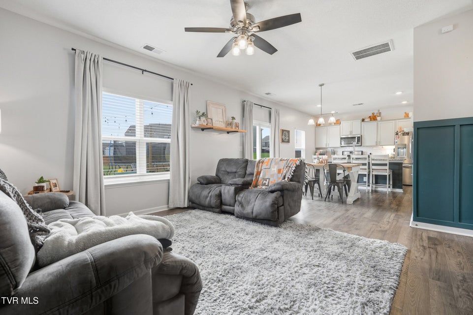 Photo #10: 2401 Egret Lane