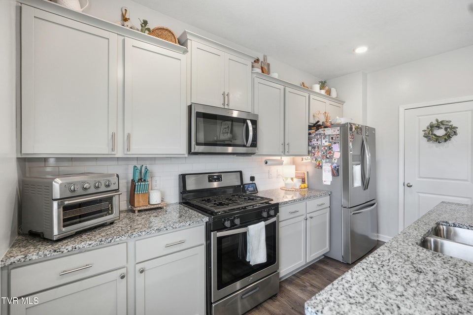 Photo #15: 2401 Egret Lane