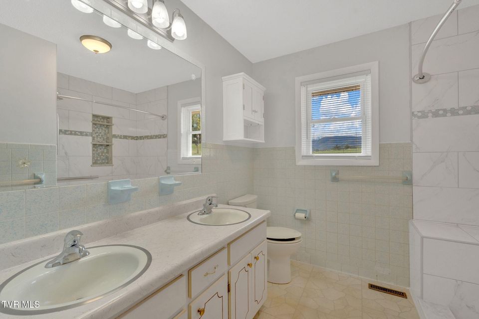 Photo #37: 3059 Hwy 107 