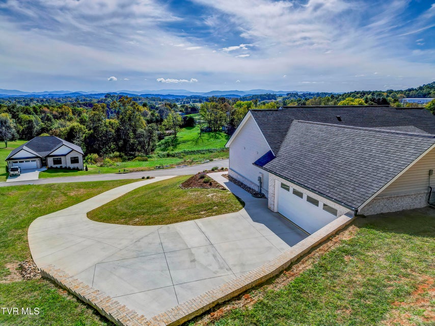 Photo #11: 77 Sunset Road