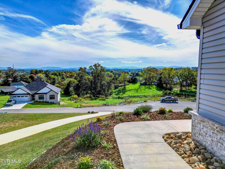 Photo #12: 77 Sunset Road