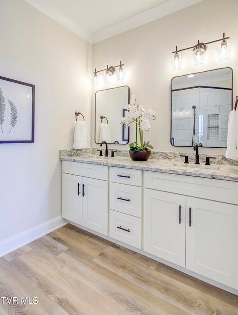 Photo #26: 77 Sunset Road