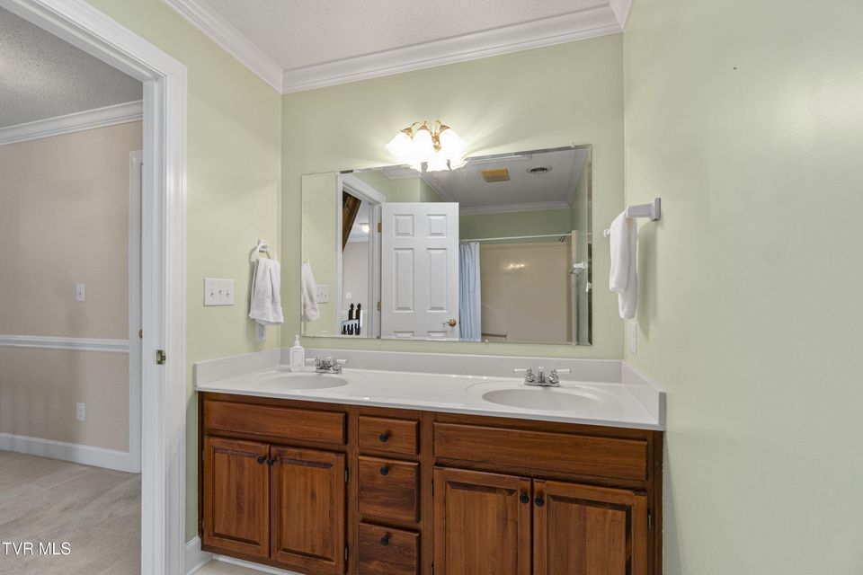 Photo #32: 102 Magnolia Drive