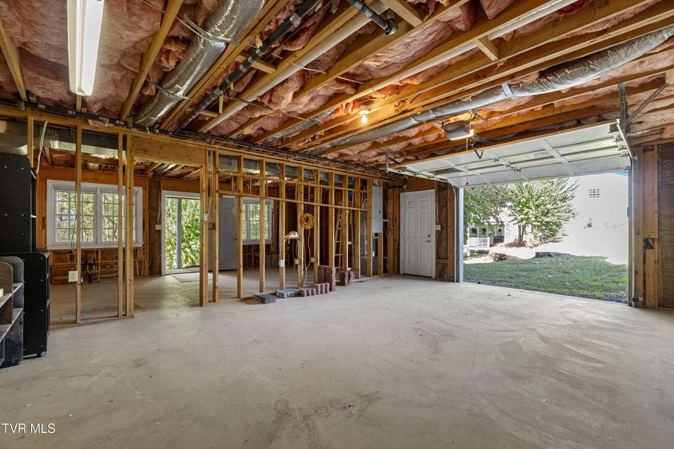 Photo #43: 102 Magnolia Drive