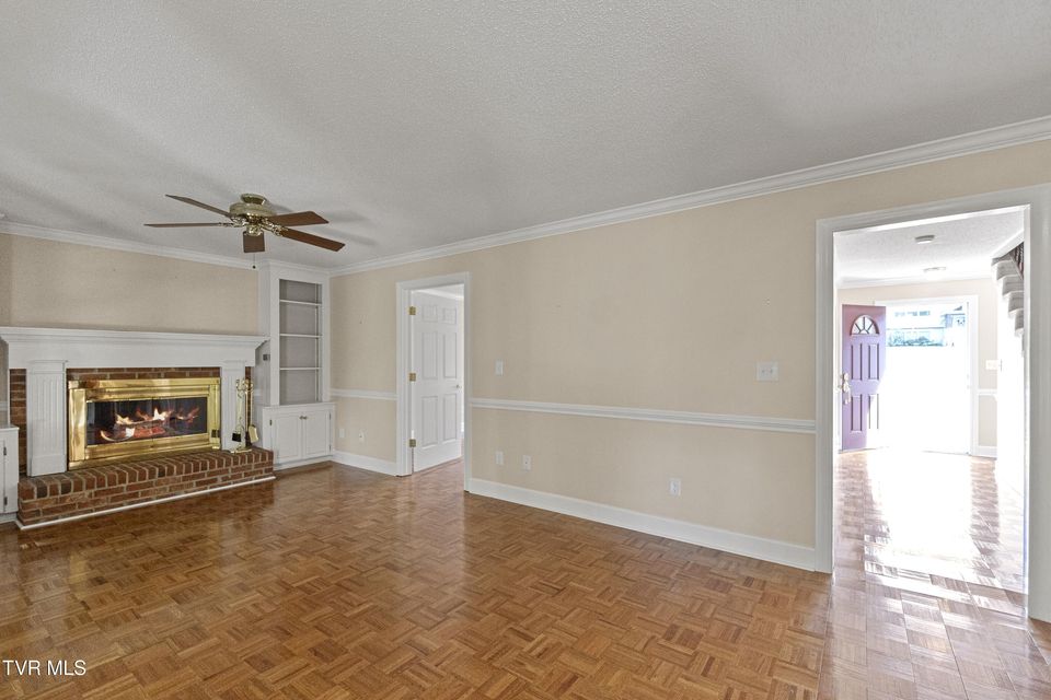 Photo #6: 102 Magnolia Drive