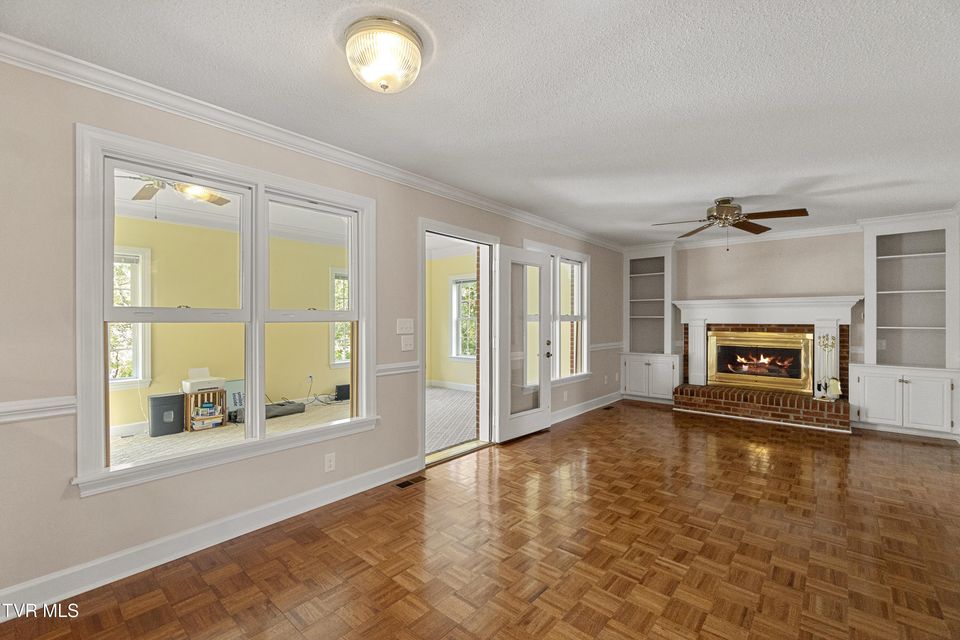 Photo #8: 102 Magnolia Drive