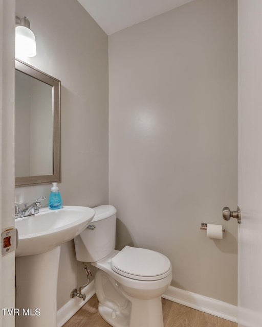 Photo #14: 542 Ranier Drive