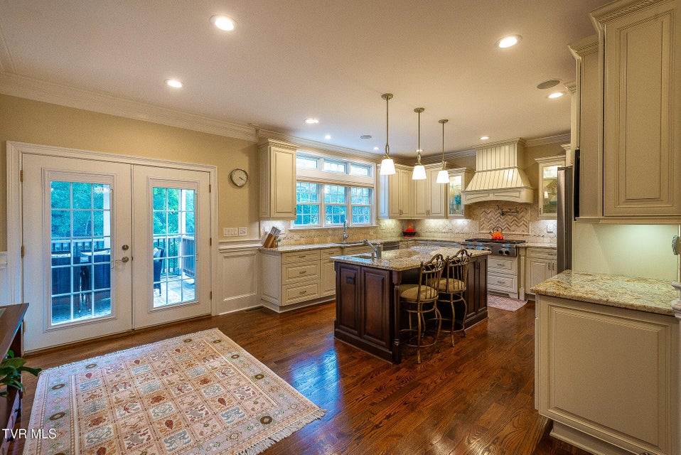 Photo #29: 5079 Rose Gardens Circle