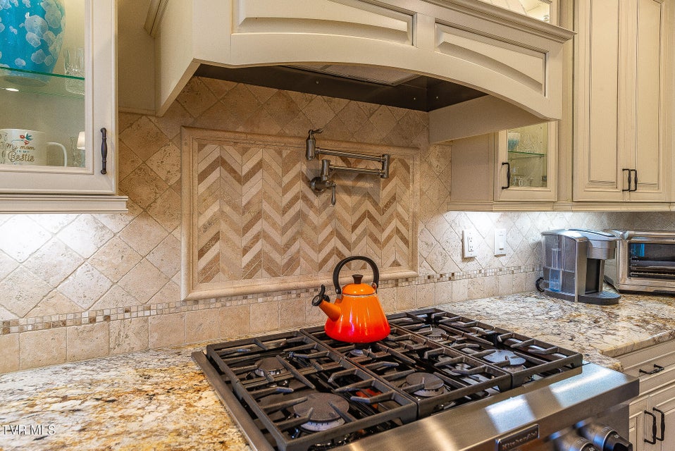 Photo #30: 5079 Rose Gardens Circle