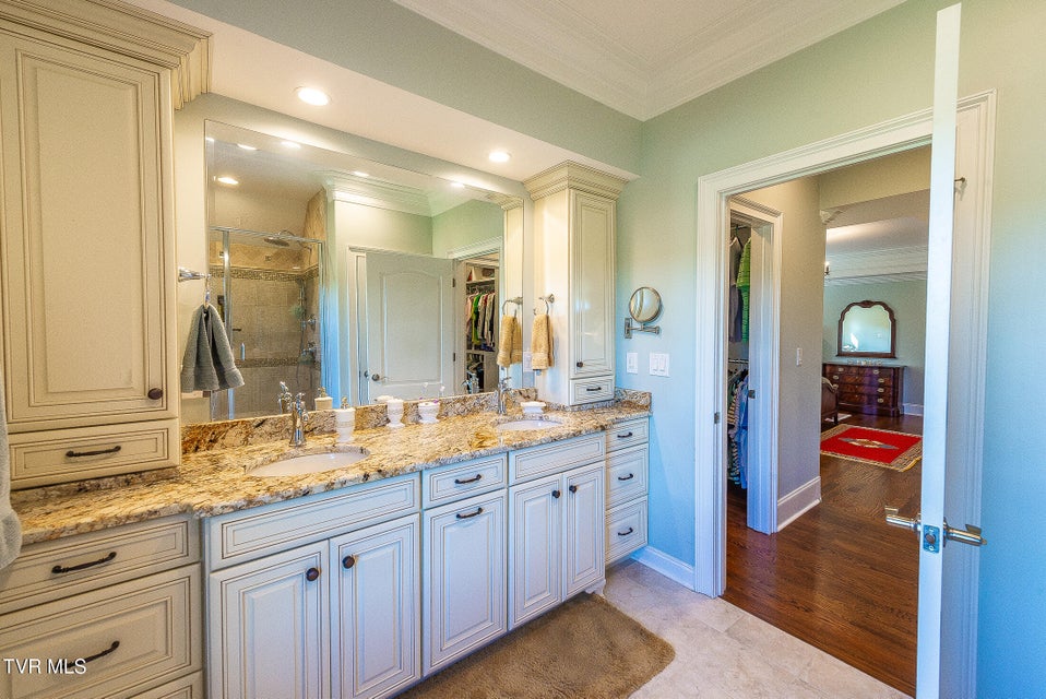 Photo #41: 5079 Rose Gardens Circle