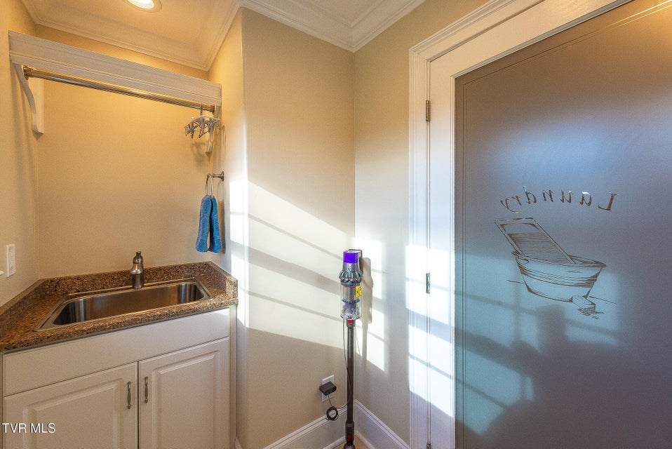 Photo #54: 5079 Rose Gardens Circle