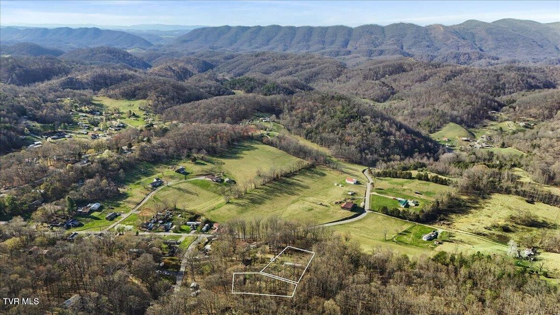 Photo #3: 741 Hedge Drive