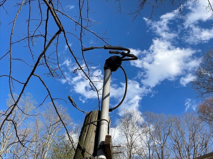 Photo #8: 741 Hedge Drive