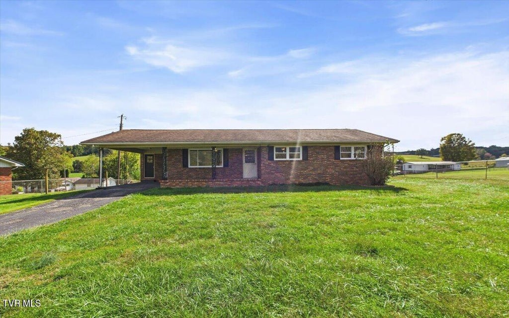 Photo #4: 161 Gardenia Drive